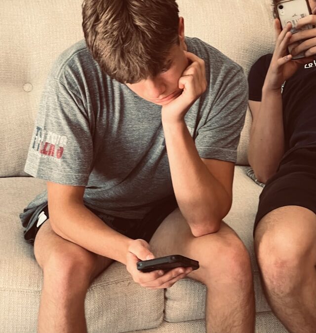 Gen Z language – FOMO or JOMO?